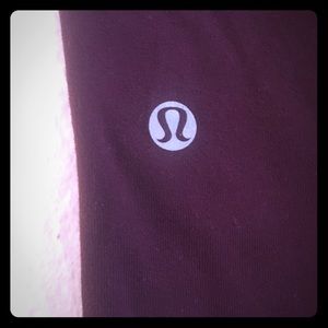 Lululemon High Wasted Joggers (Maroon) size 4
